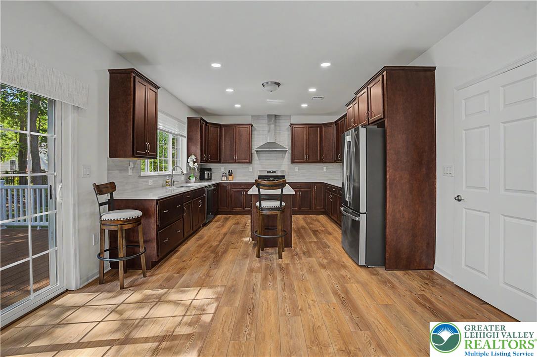 2668 Hollow View Drive