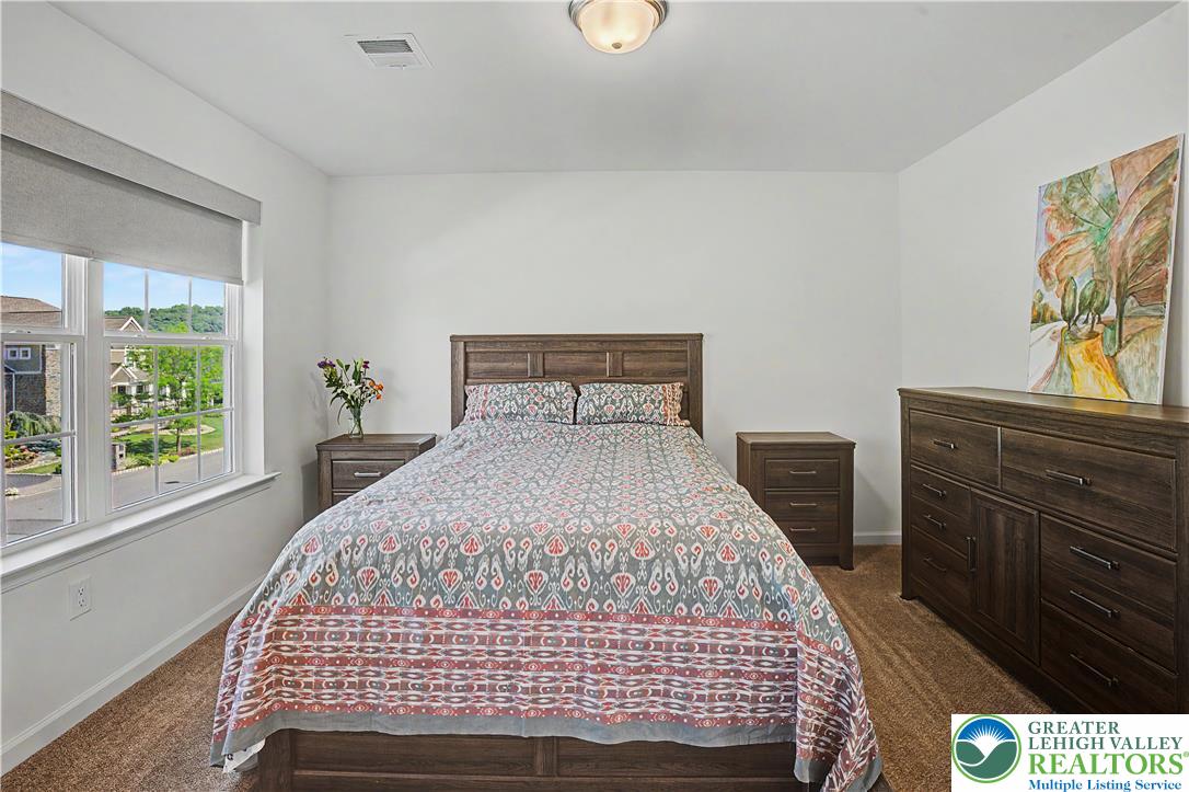 2668 Hollow View Drive