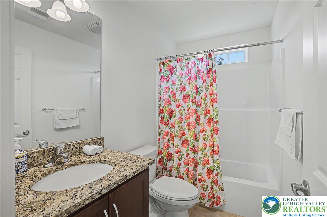 2668 Hollow View Drive