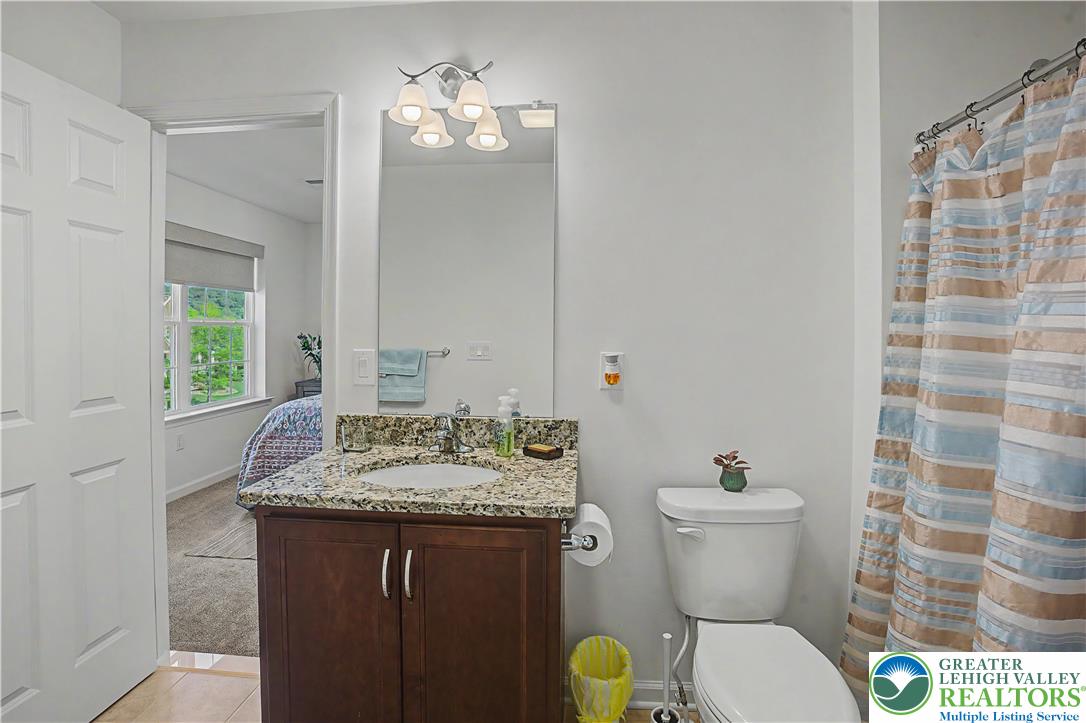 2668 Hollow View Drive