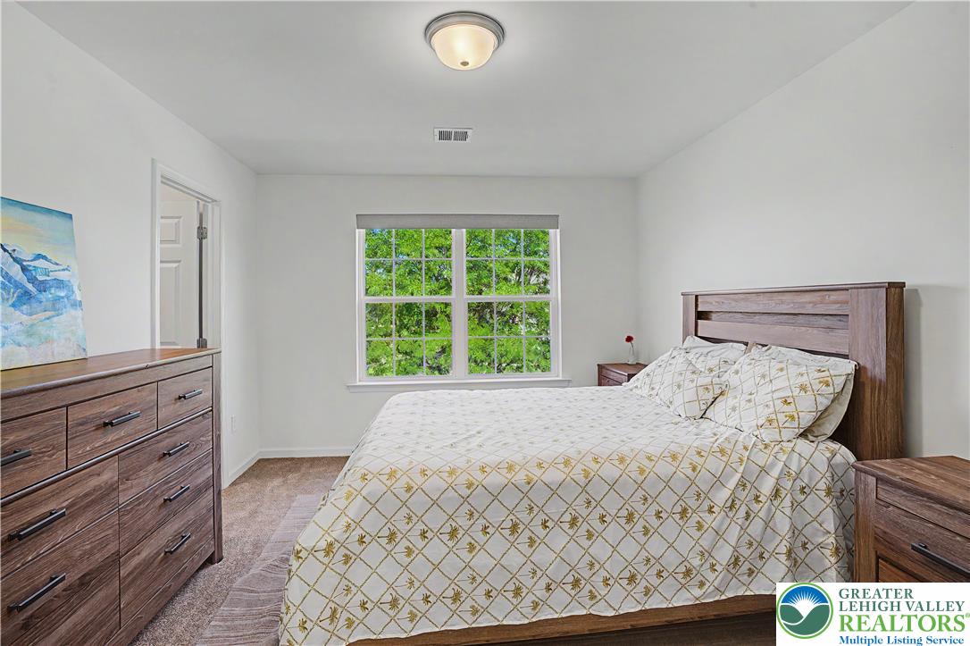 2668 Hollow View Drive