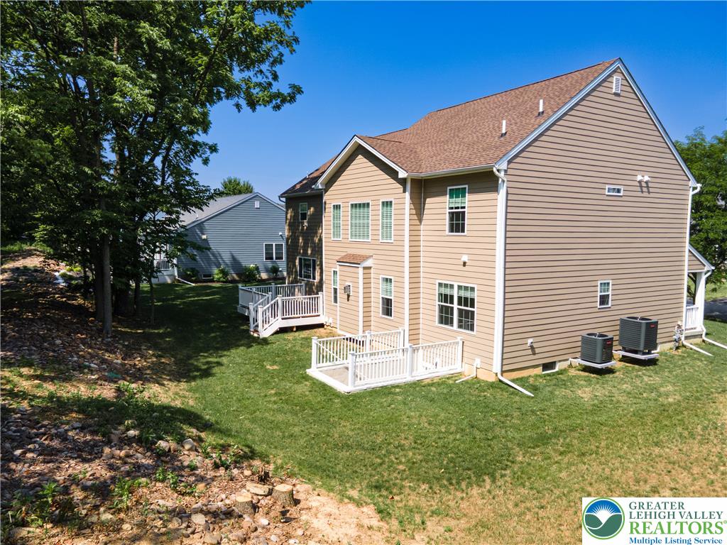 2668 Hollow View Drive