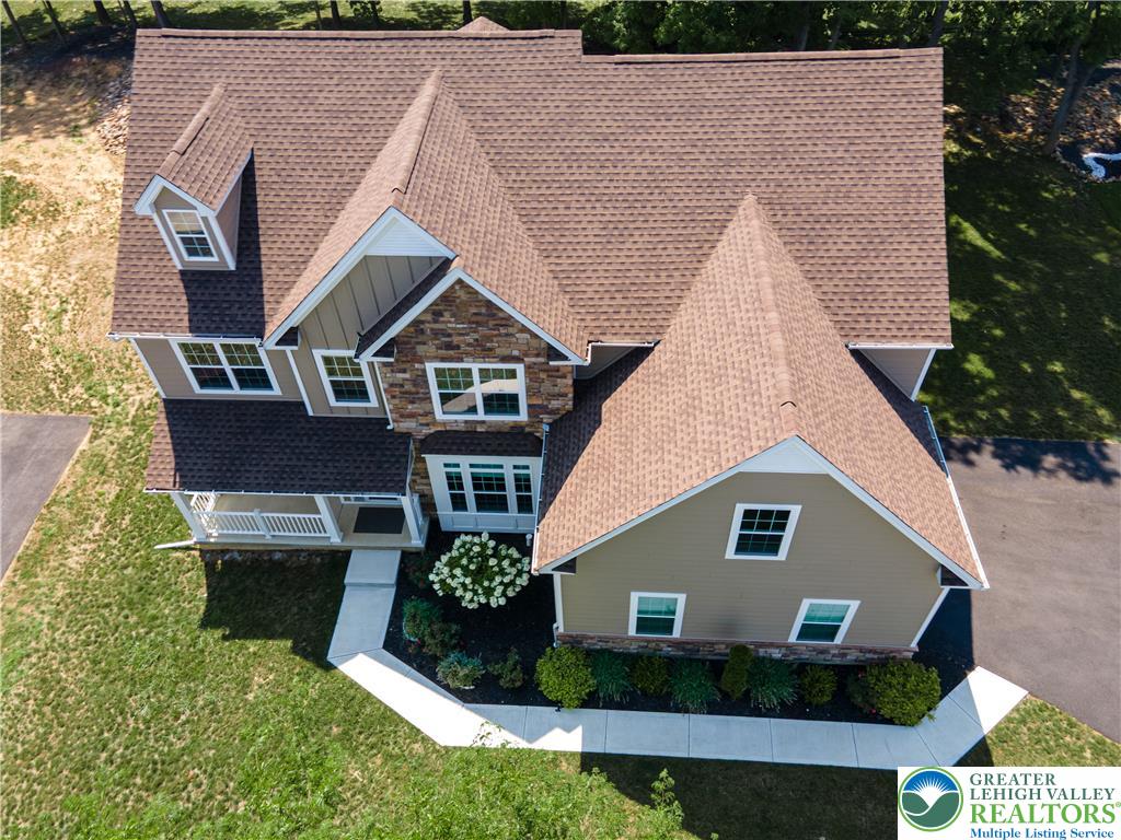 2668 Hollow View Drive