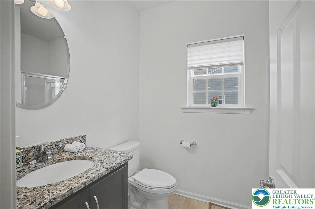 2668 Hollow View Drive