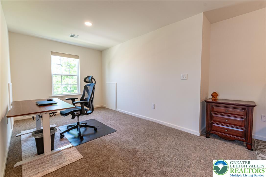 2668 Hollow View Drive
