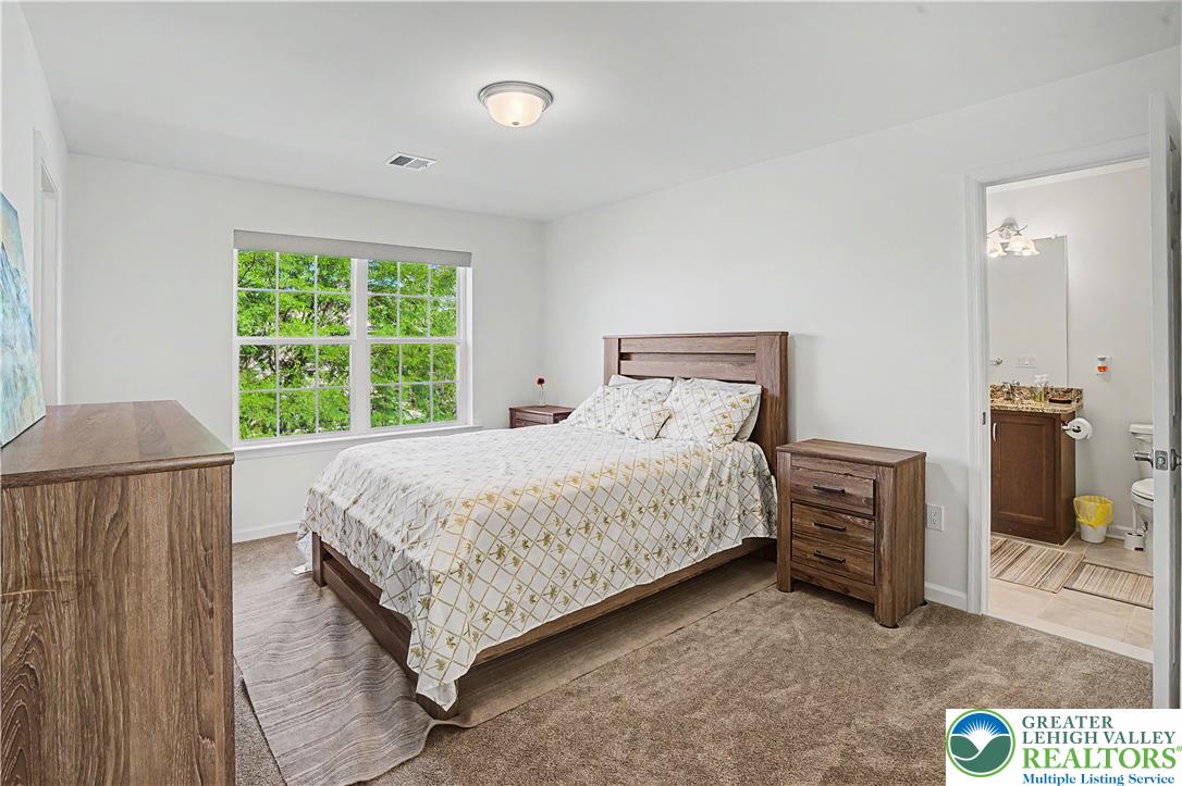2668 Hollow View Drive
