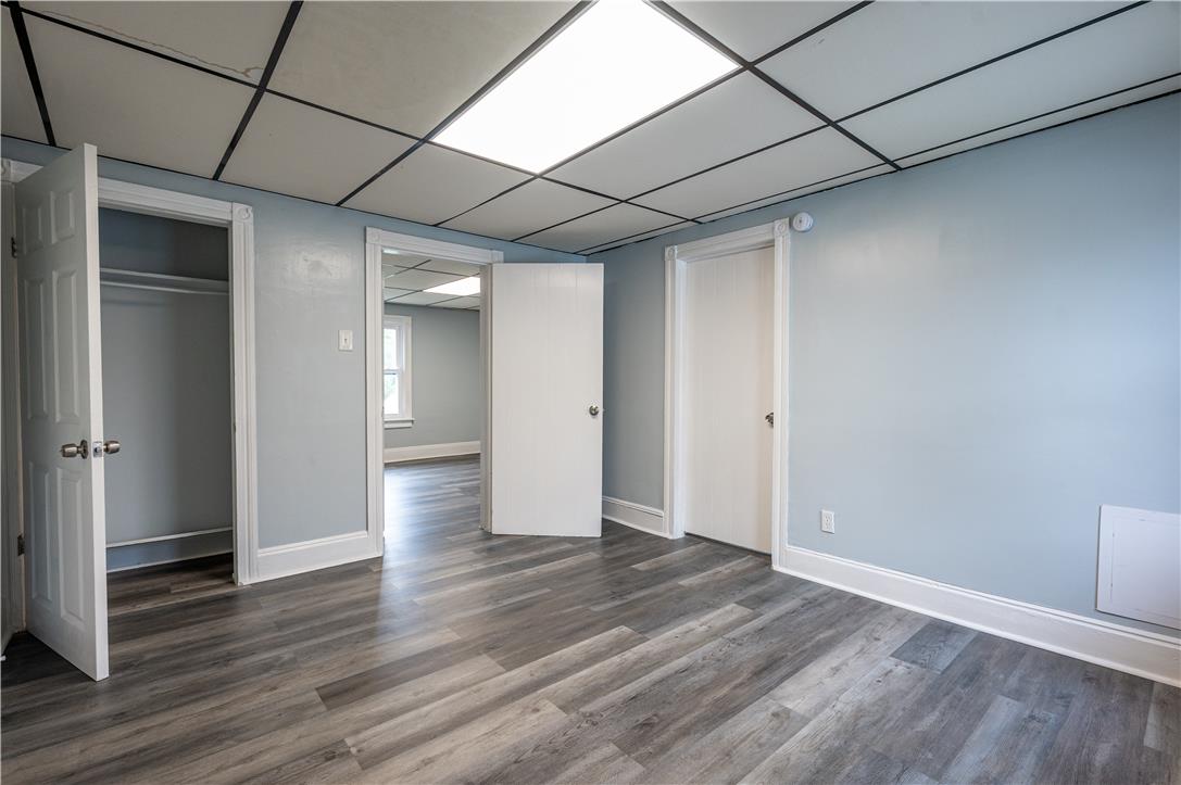739 Broadway