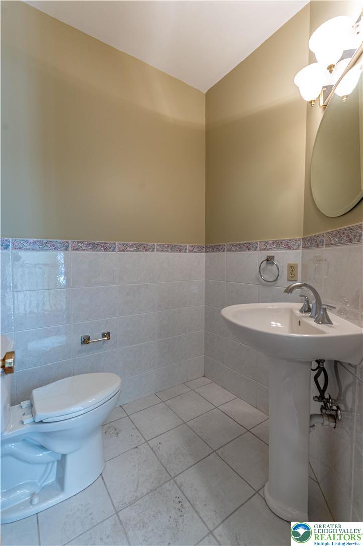 441 Hidden Lake Drive