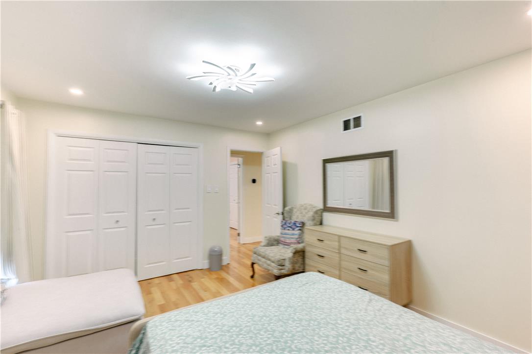 2210 Greenwood Road