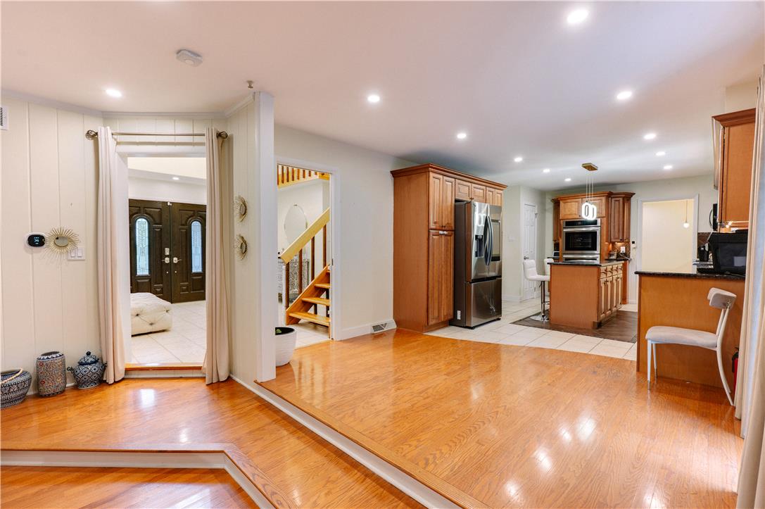 2210 Greenwood Road