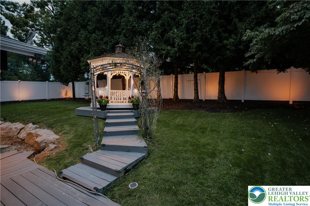 2210 Greenwood Road