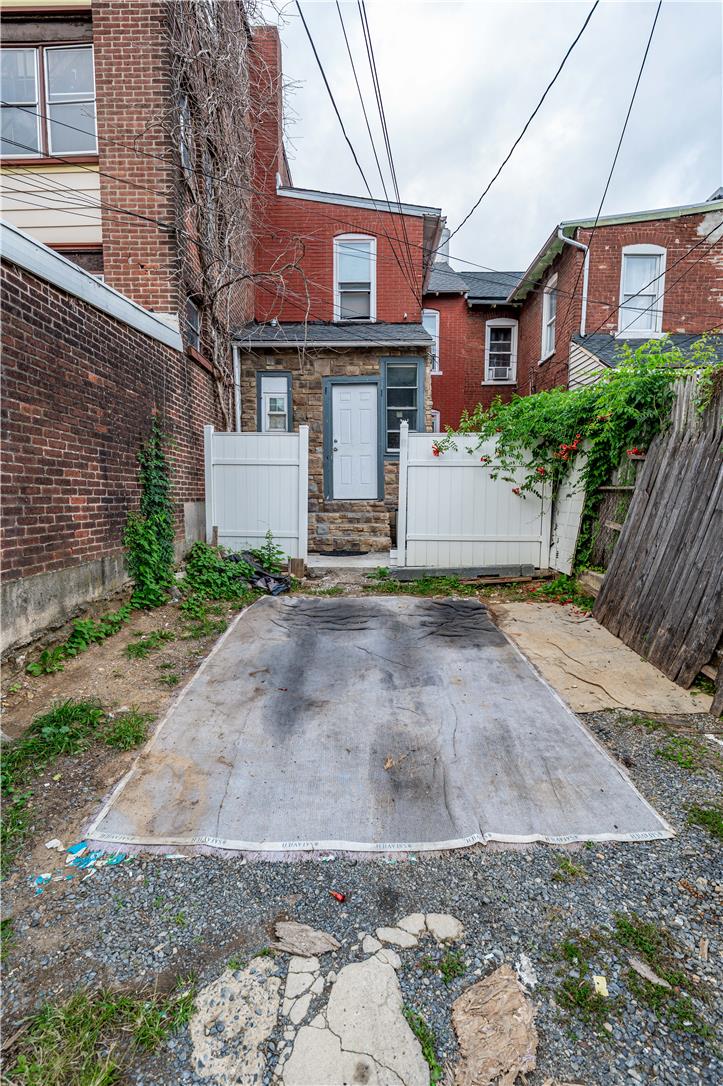 1138 West Maple Street