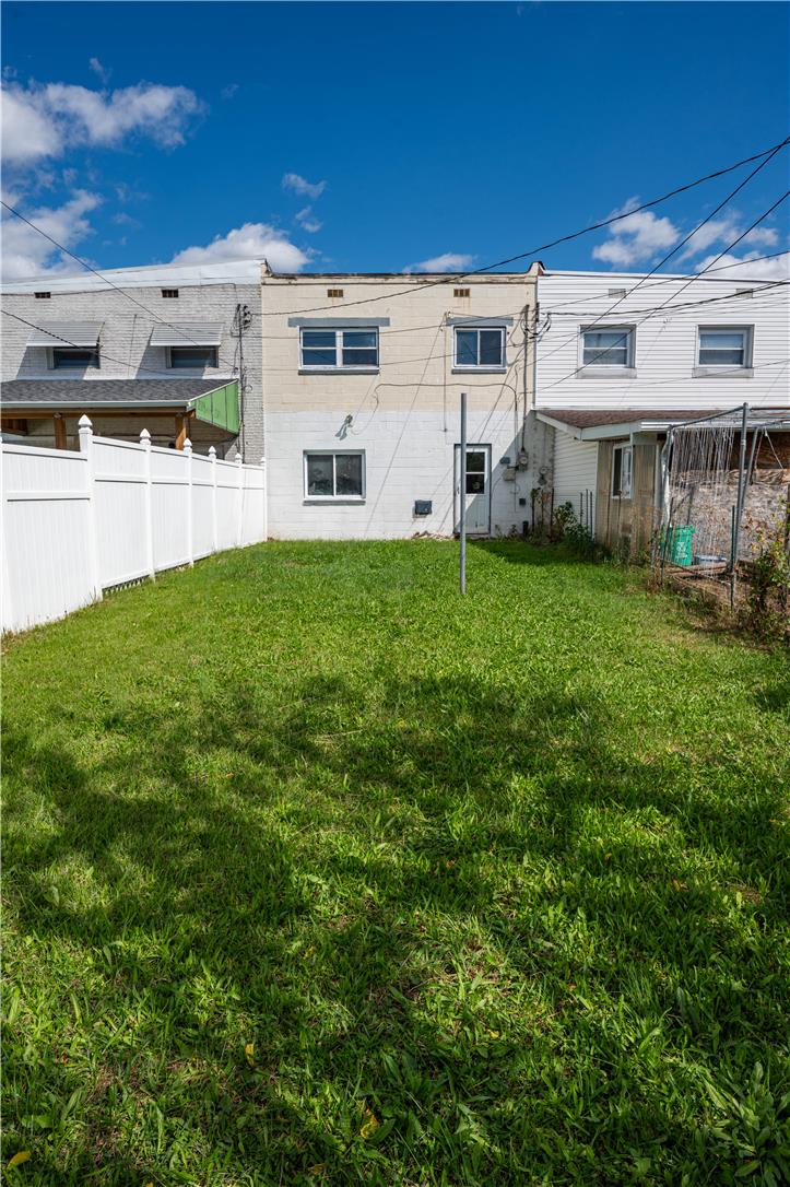724 North Lacrosse Street