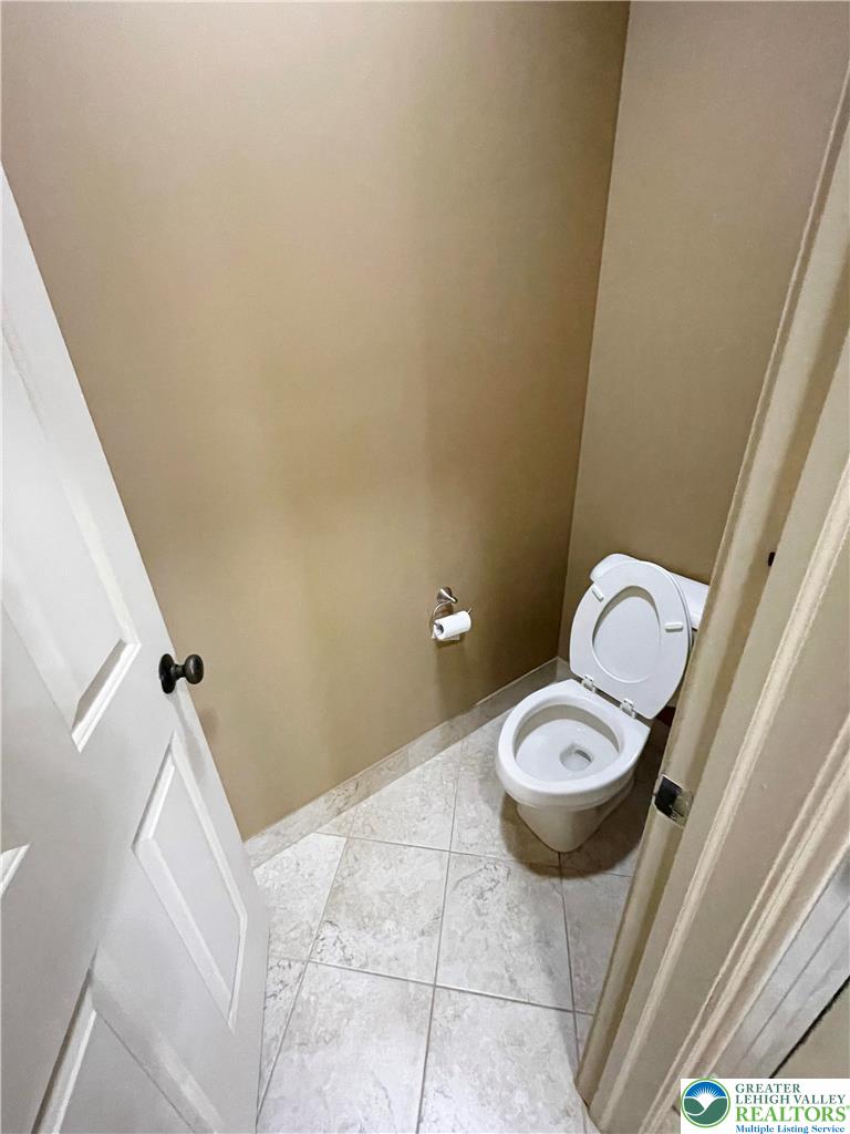 1187 Meadow Lark Way