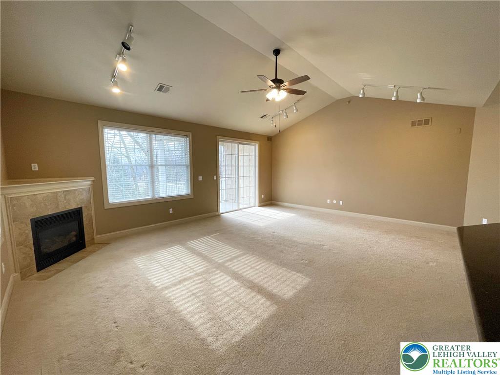 1187 Meadow Lark Way