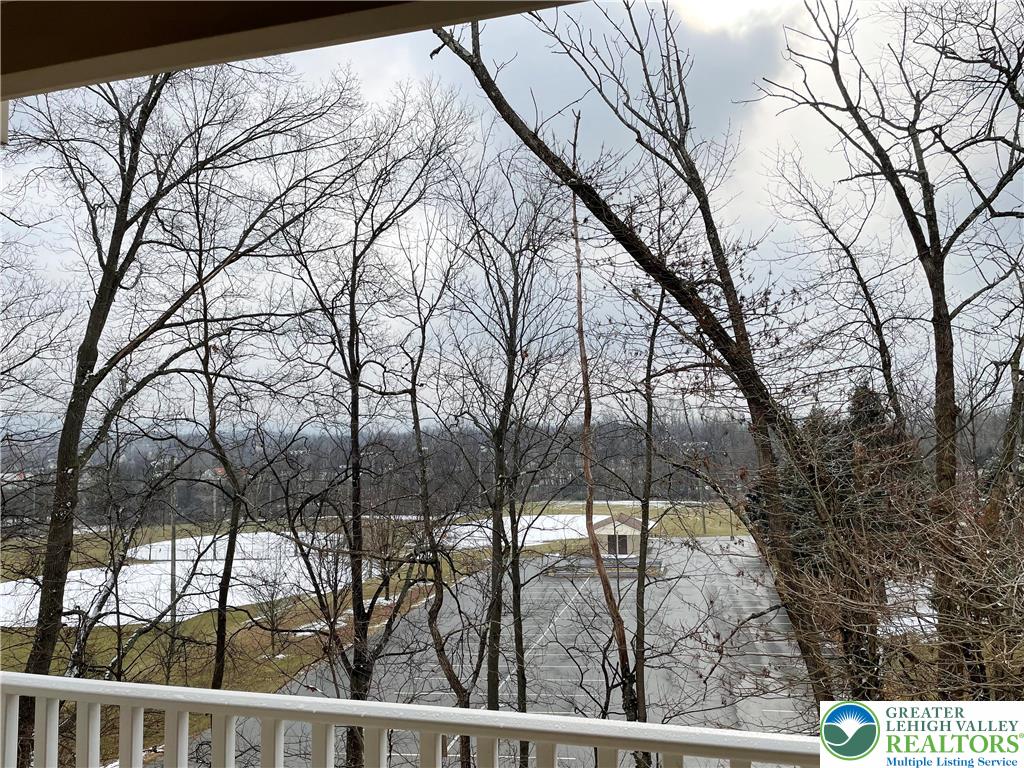1187 Meadow Lark Way