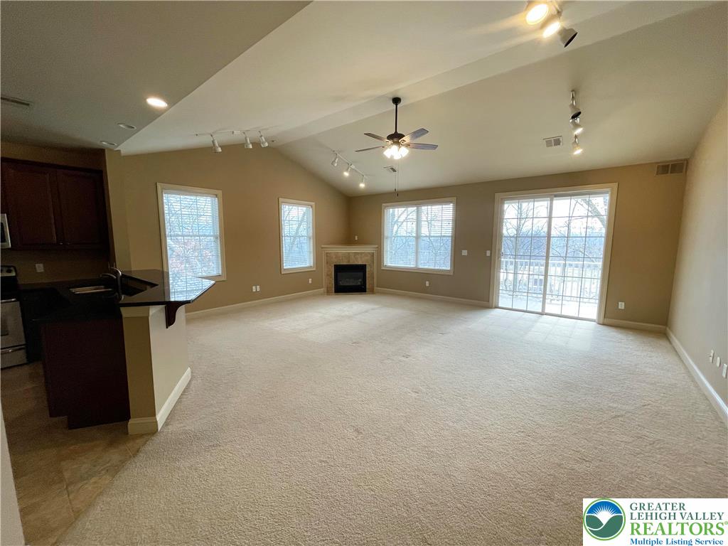 1187 Meadow Lark Way