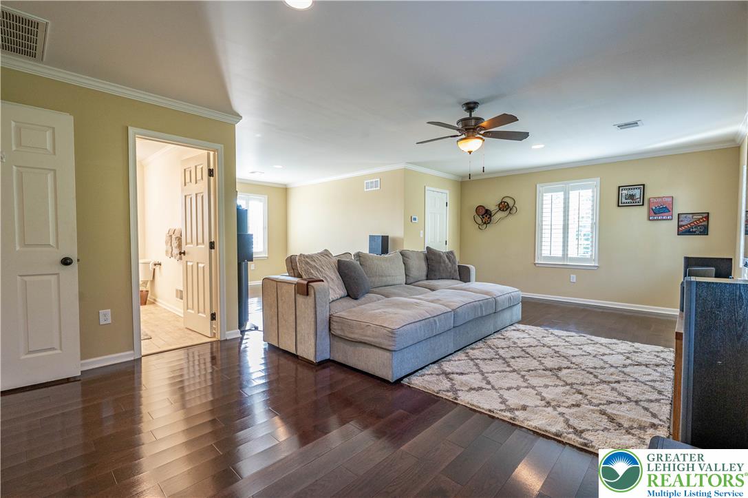3107 Eagle View Court