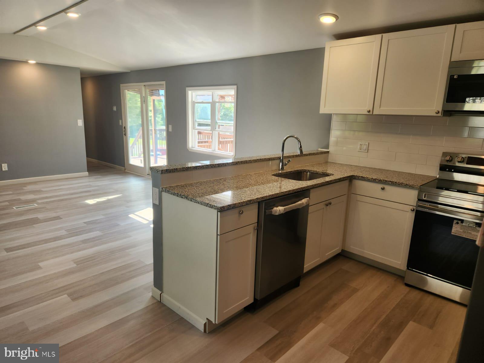 148 Mountain Village Dr