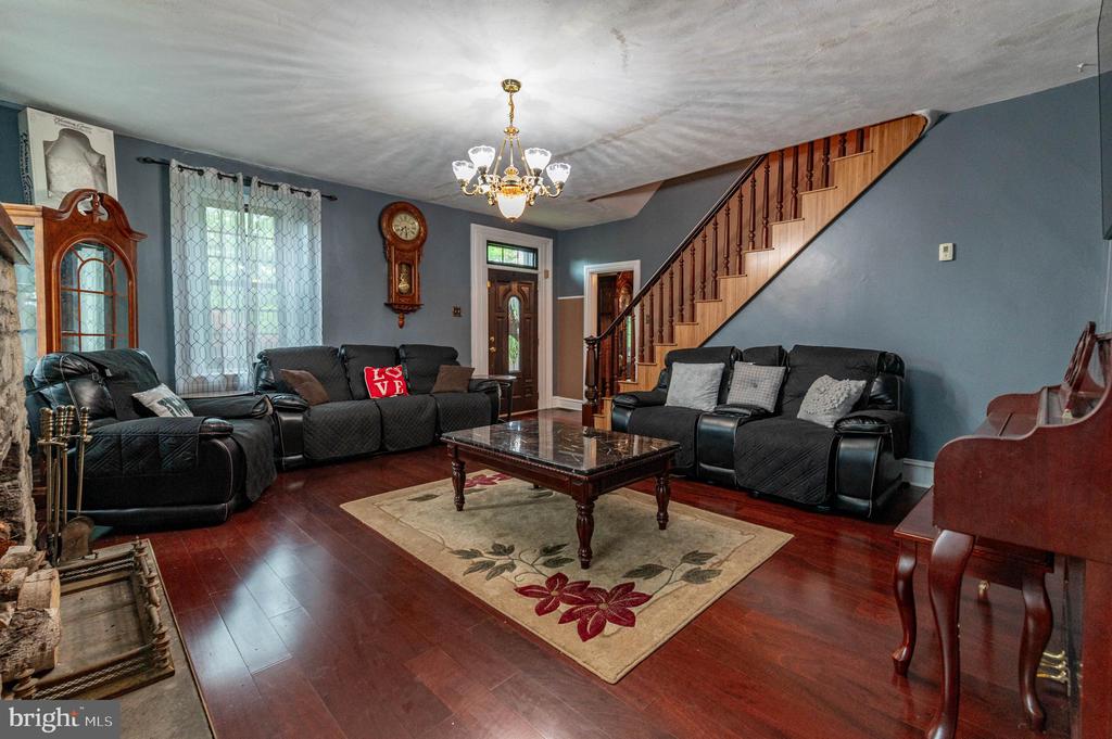 2485 HIETER ROAD