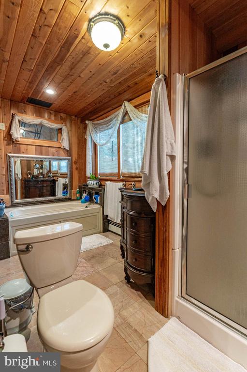 2485 HIETER ROAD