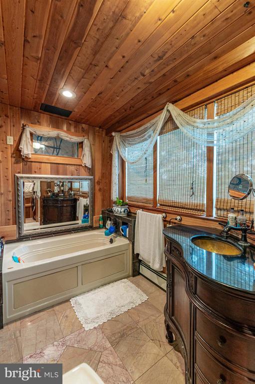 2485 HIETER ROAD