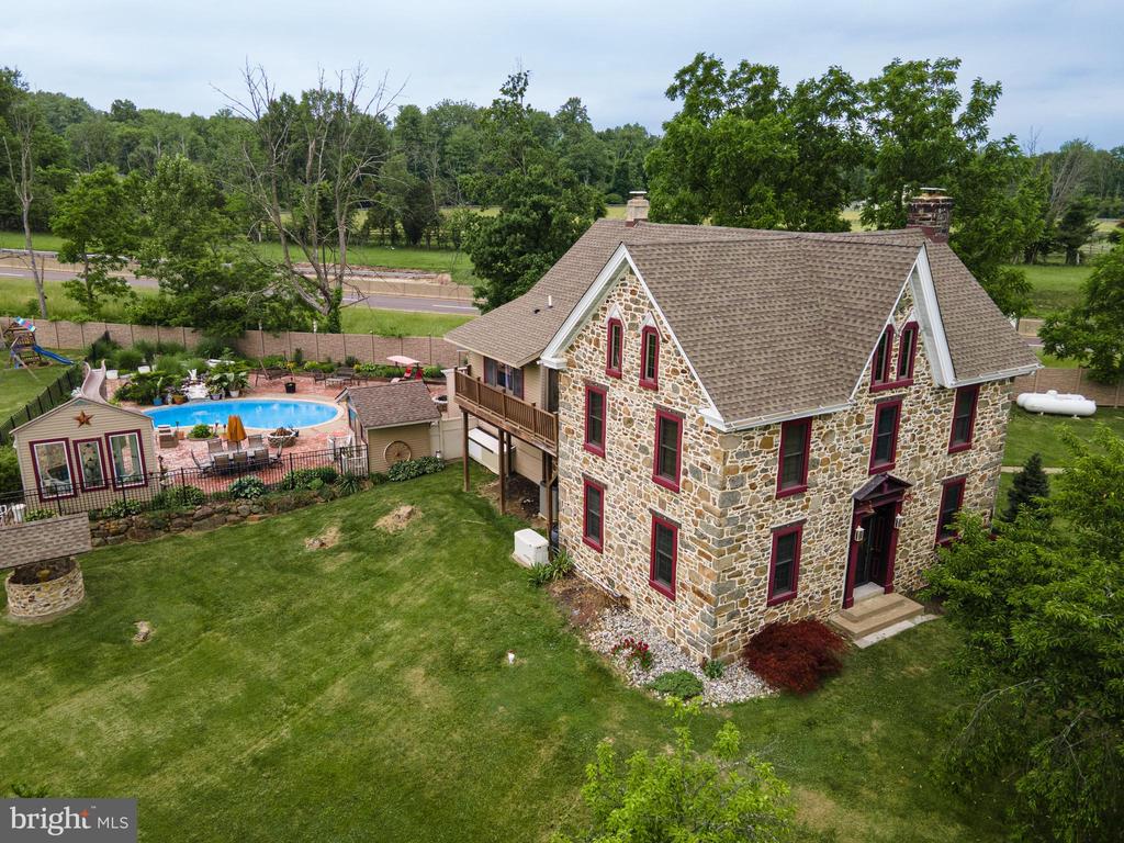 2485 HIETER ROAD