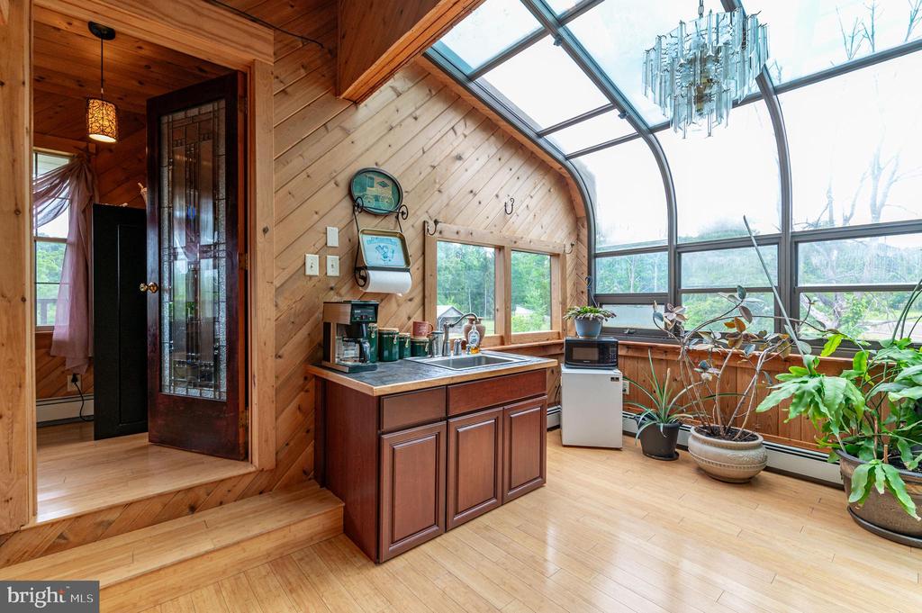 2485 HIETER ROAD
