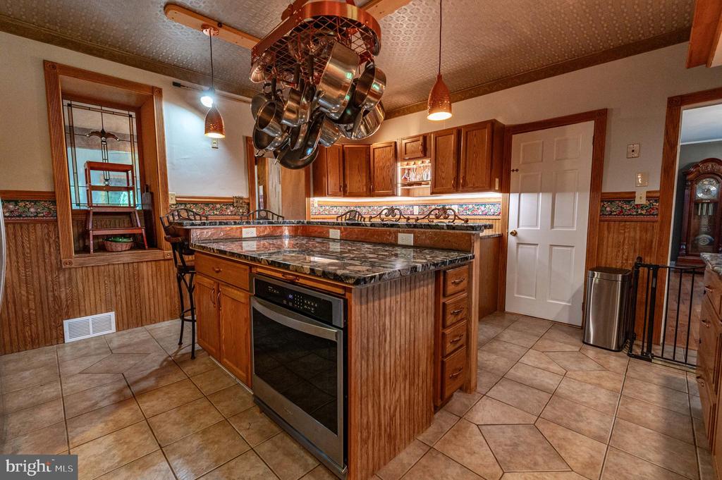 2485 HIETER ROAD
