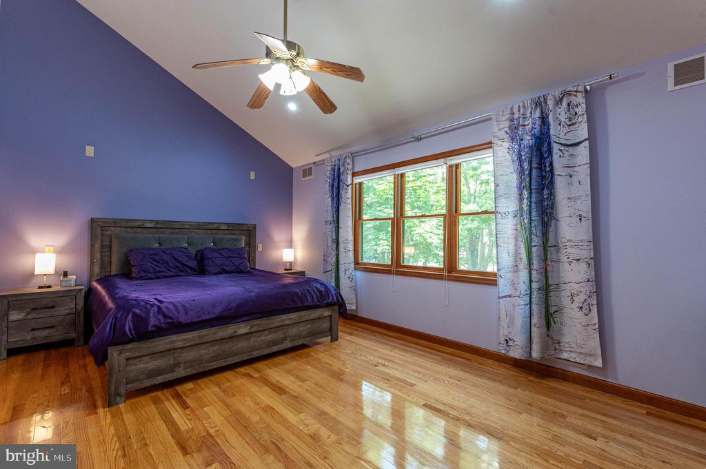 154 BISHOP CIRCLE