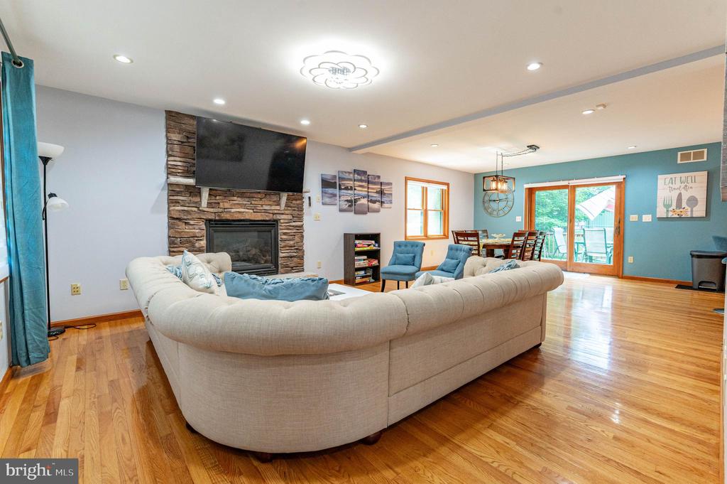 154 BISHOP CIRCLE