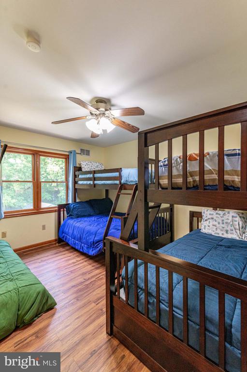 154 BISHOP CIRCLE