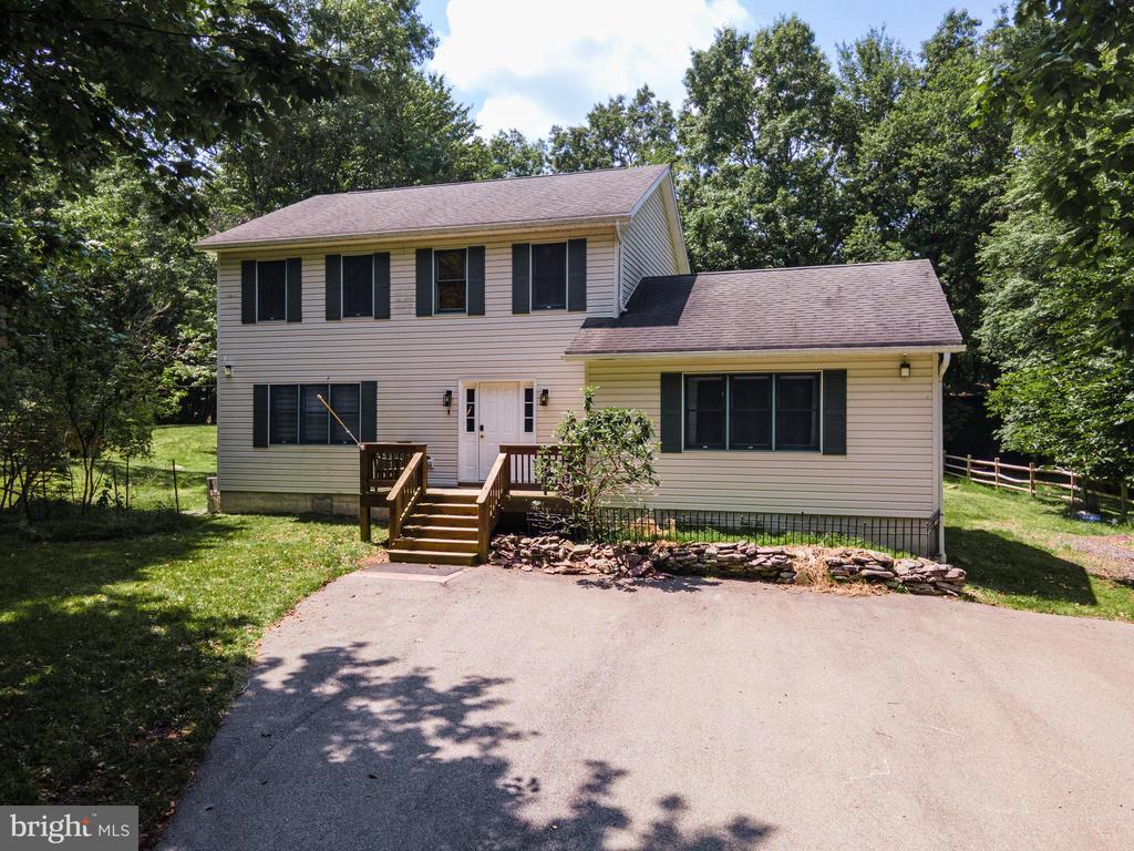 154 BISHOP CIRCLE