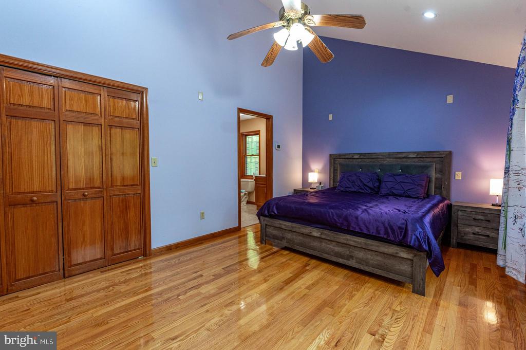 154 BISHOP CIRCLE