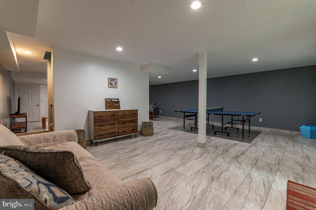 80 PARKER MEWS