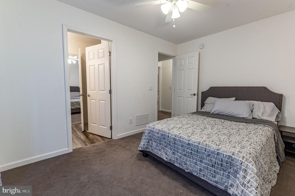 80 PARKER MEWS