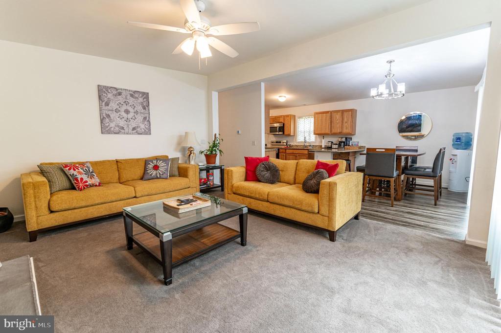 80 PARKER MEWS