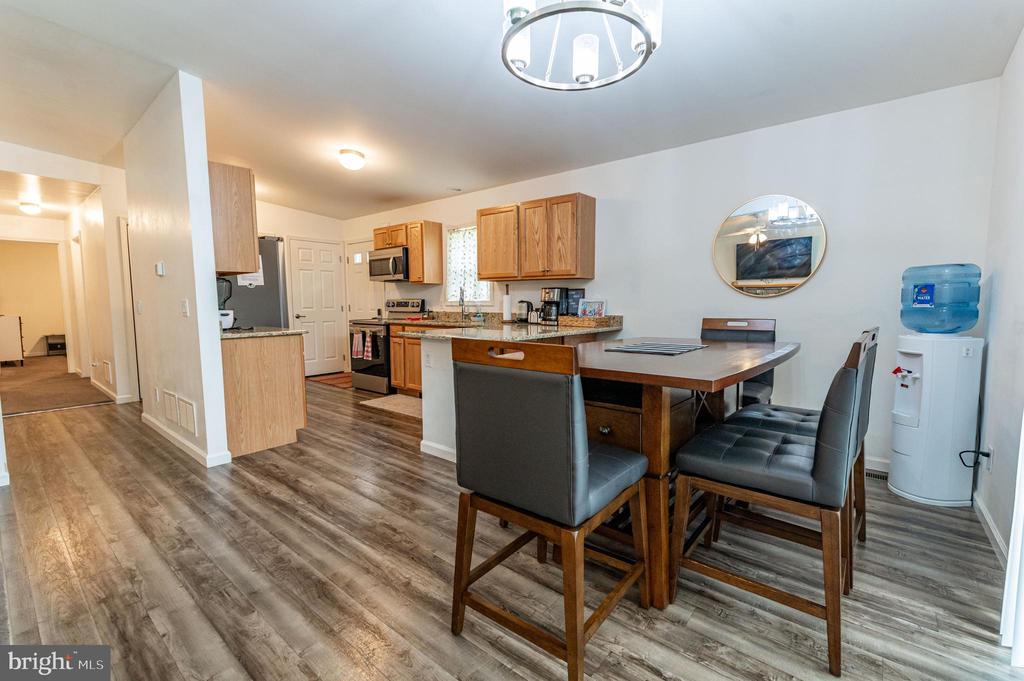 80 PARKER MEWS