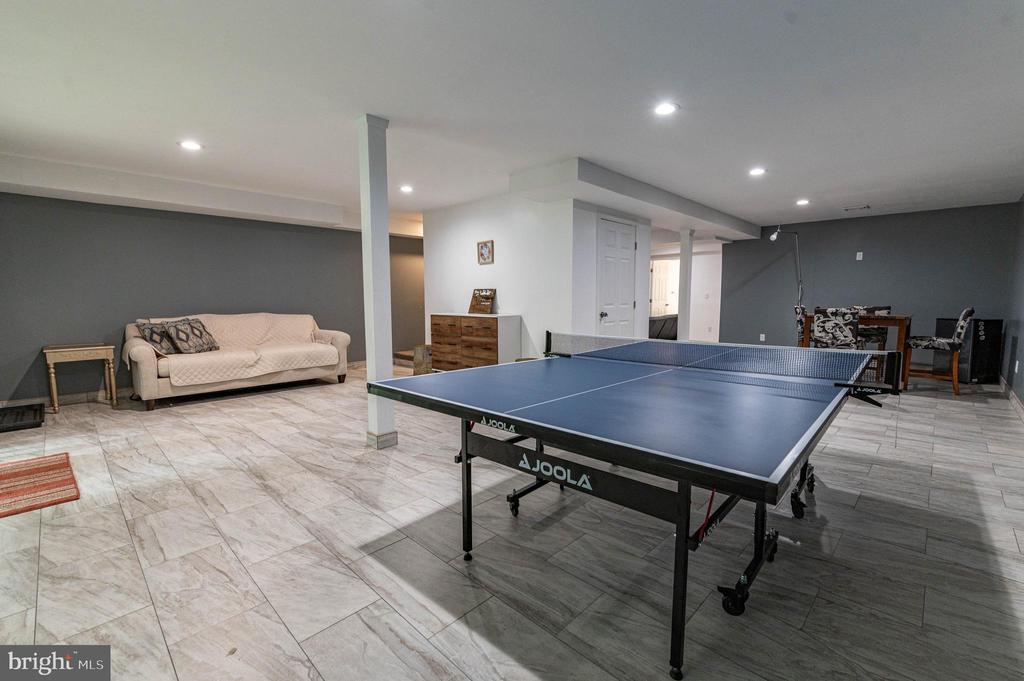 80 PARKER MEWS