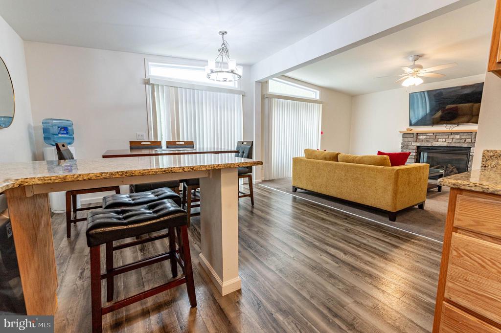 80 PARKER MEWS