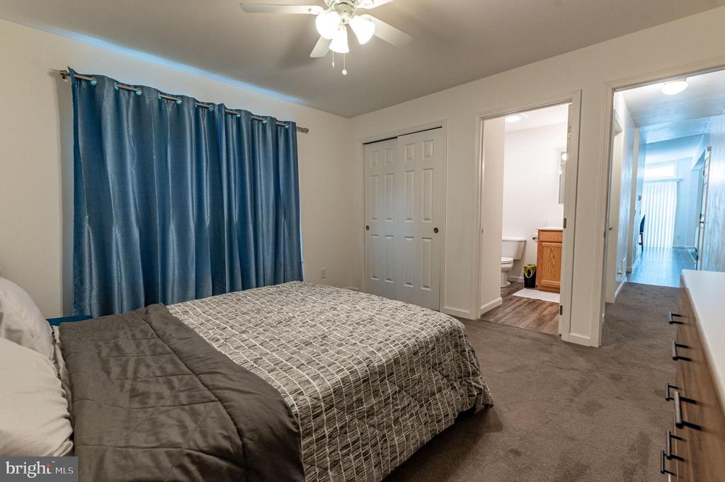 80 PARKER MEWS
