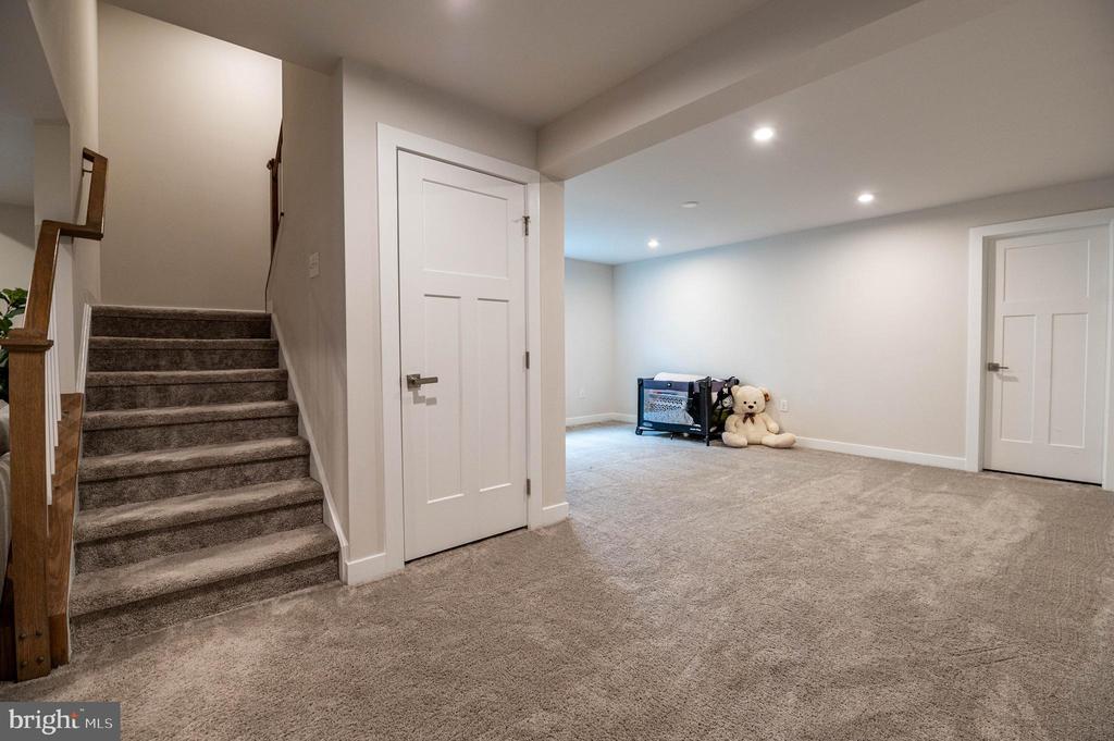 3800 Sweet Meadow Ct