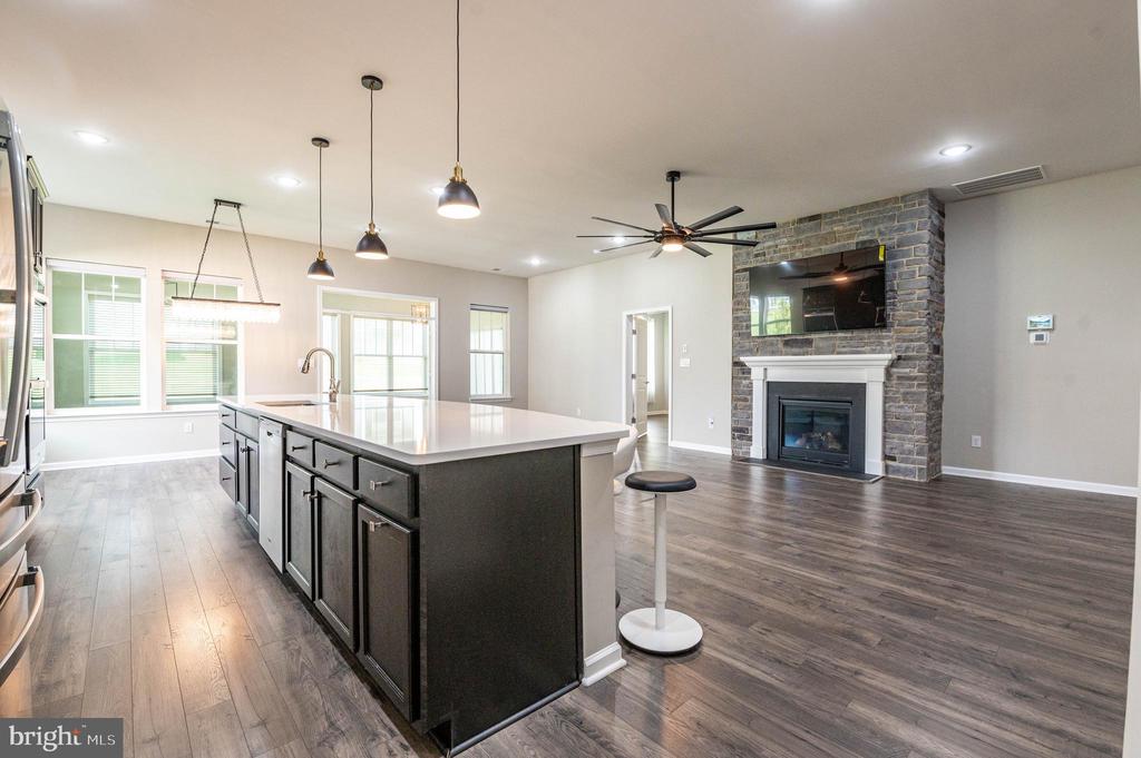 8044 Keystone Dr