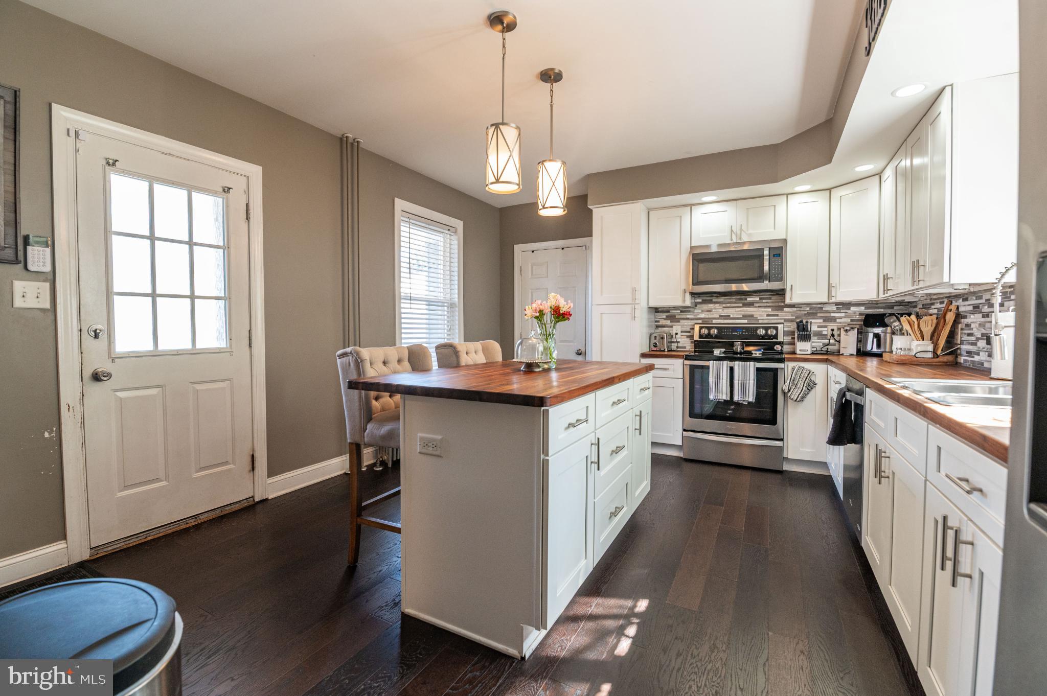 4131 HARRISON STREET