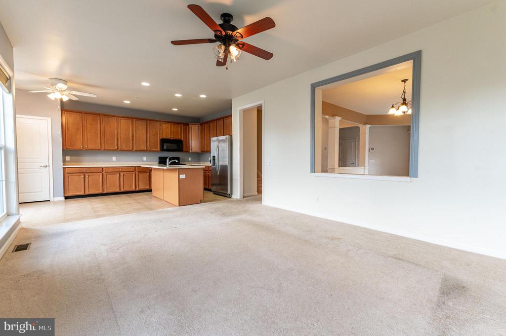 8524 MAYFAIR COURT