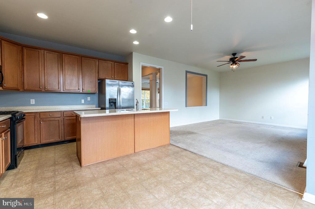 8524 MAYFAIR COURT