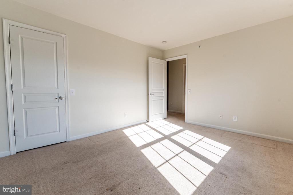 8524 MAYFAIR COURT