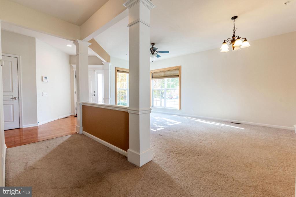 8524 MAYFAIR COURT