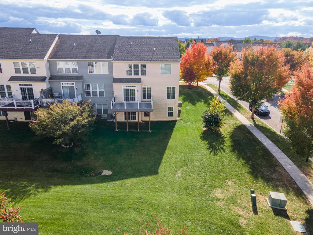 8524 MAYFAIR COURT