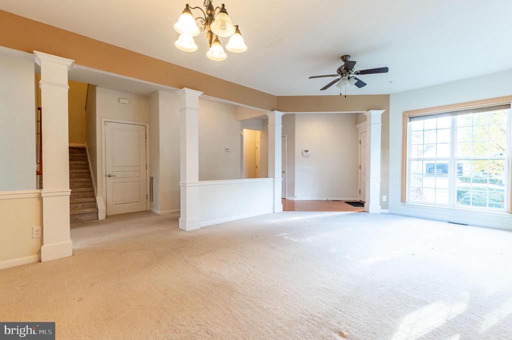 8524 MAYFAIR COURT